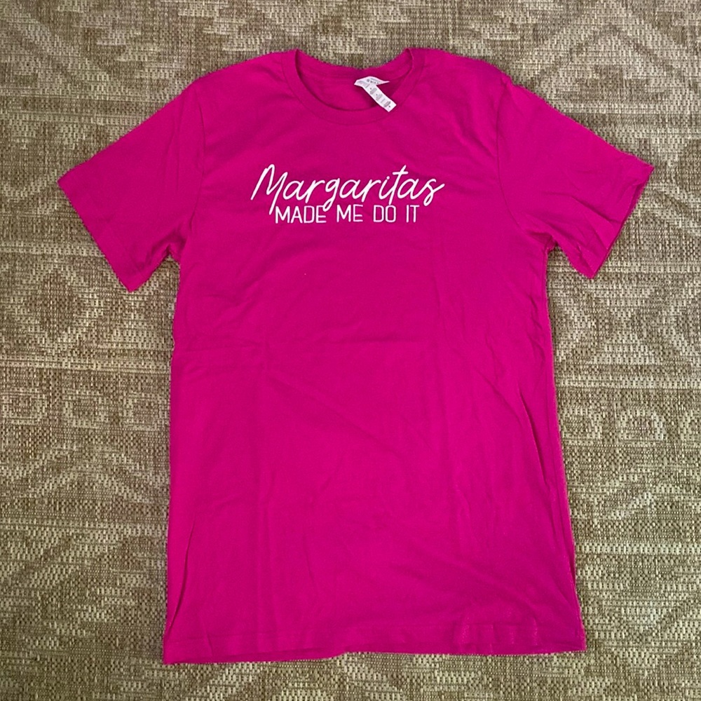 NWOT Bella canvas tshirt